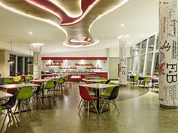 ibis Padang Hotel
