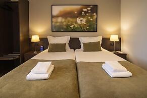 Riversuites