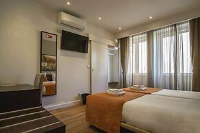 Riversuites