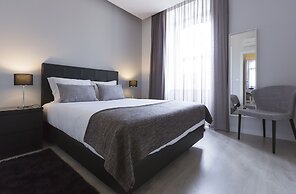Riversuites