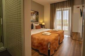 Riversuites
