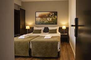 Riversuites