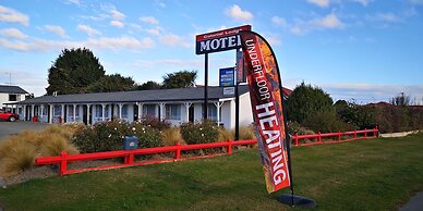 Colonial Lodge Motel
