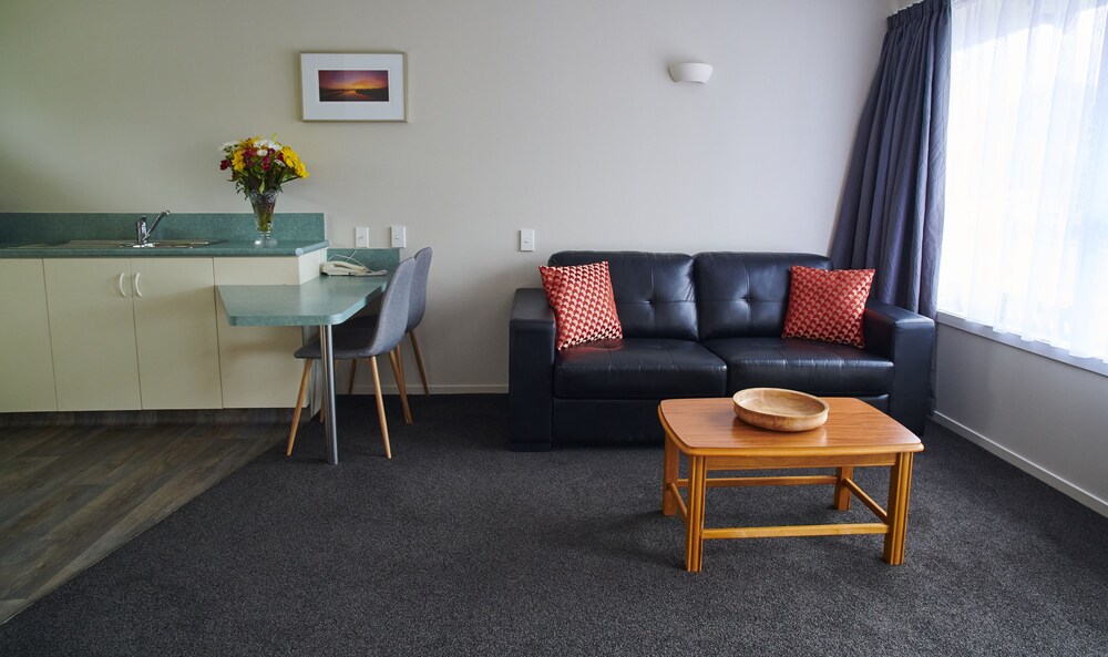 Aachen Place Motel