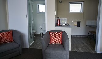 Aachen Place Motel
