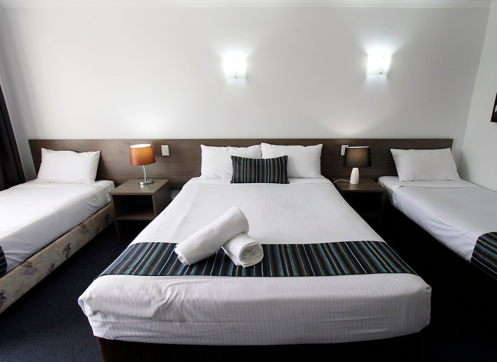 Sugar Country Motor Inn