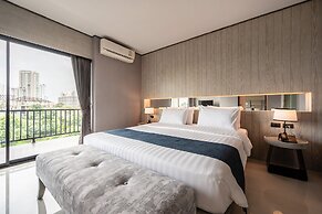 Manhattan Pattaya Hotel