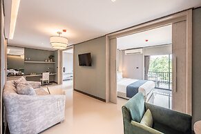 Manhattan Pattaya Hotel