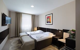 Hotel Picaro Żarska Wieś Północ
