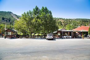 Spilos Hotel