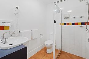 Browns Plains Motor Inn