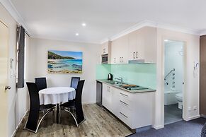 Dolphin Shores