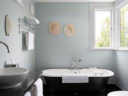 The Martinborough Hotel