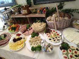 Hotel Lazur