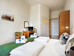Kosmopolita Rooms