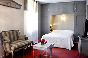 Logis Hôtel Le Commerce - Darracq