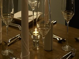 Anchor Hotel