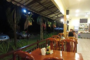 Makara Bungalows