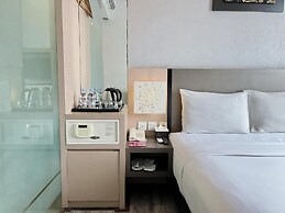 Oak Tree Urban Jakarta
