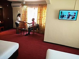 Palace Hotel