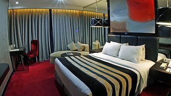 Amaroossa Cosmo Jakarta