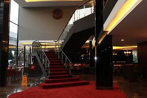 Amaroossa Cosmo Jakarta