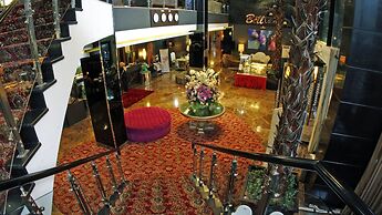 Amaroossa Cosmo Jakarta