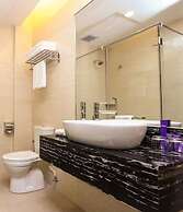 Metro Hotel