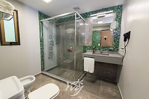 Yvy Hotel de Selva
