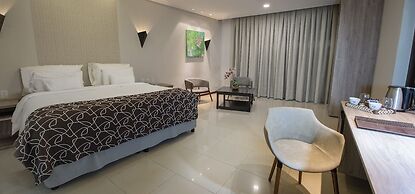 Yvy Hotel de Selva
