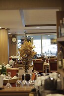 Imperial Park Hotel