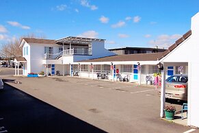 Golden Glow Motel