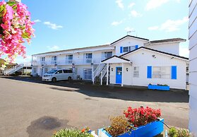 Golden Glow Motel