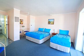 Golden Glow Motel