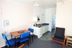Golden Glow Motel