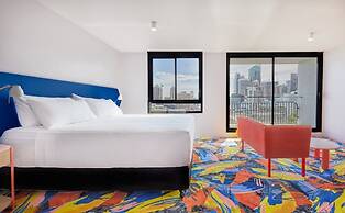 ADGE Hotel & Residences