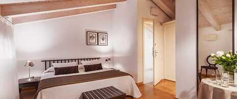 Gallery Room