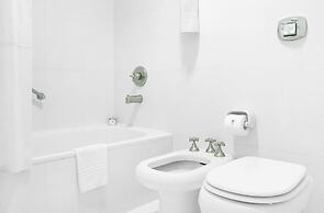 Cyan Recoleta Hotel