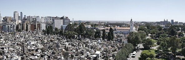 Cyan Recoleta Hotel