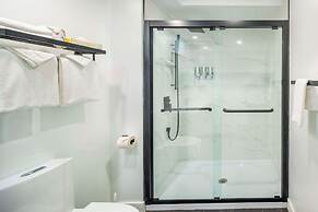 Les Suites de Laviolette, an Ascend Collection Hotel