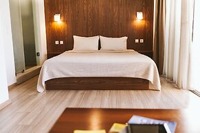 Du Lac Hotel