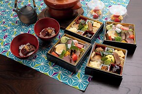 Yufuin Gettouan