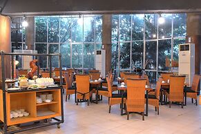 Oak Tree Emerald Hotel & Conventions Semarang