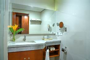 Oak Tree Emerald Hotel & Conventions Semarang