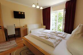 Hotel Rhein-Mosel-View