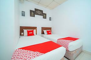 OYO 89850 Mutiara Motel