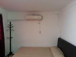 OYO 89850 Mutiara Motel