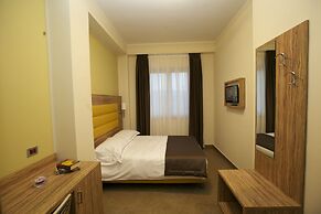 GigaHotel