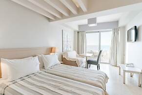 Palm Beach Apartments - Studio