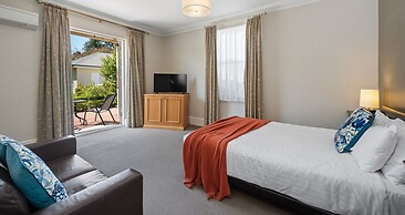 Clydesdale Manor